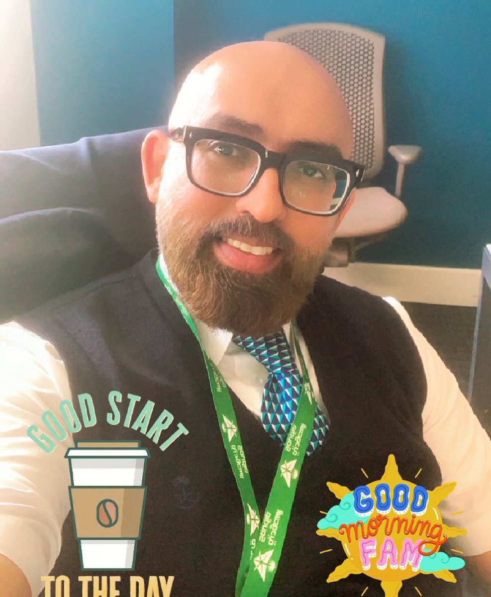 صباح الخير من هنا ✈️🤚🏽☕️💐