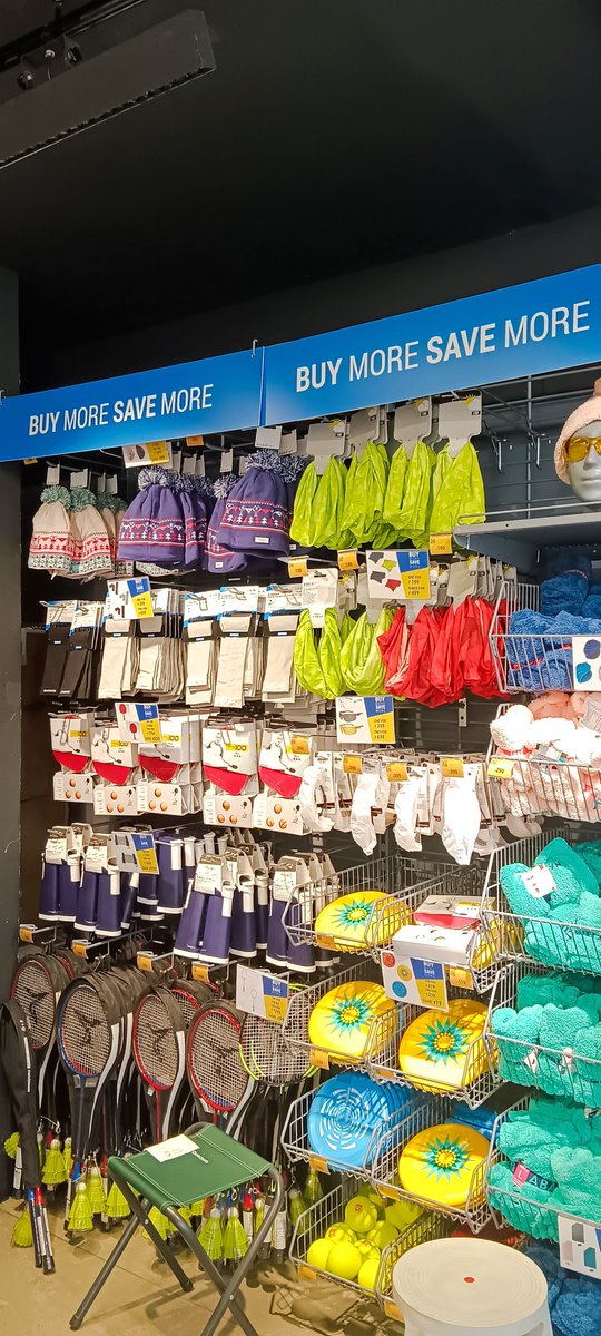 AaladaMara's tweet photo. This store has completely neglected Kannada and has only English boards , with Hindi speaking staff! @Decathlon_India

ಇಲ್ಲಿ ಕನ್ನಡ ತರಲು ಸಾಕಶ್ಟು ಪ್ರಯತ್ನ ಪಟ್ಟೆ, ಇವರು ತುಂಬಾ ನಾಟಕ ಮಾಡ್ತಾ ಇದಾರೆ, ಒಂದ್ ದಿನ ಕನ್ನಡ ತಂದೇ ತರ್ತೀವಿ

#ServeInMyLanguage
#NationalConsumerDay
#ಗ್ರಾಹಕಸೇವೆಯಲ್ಲಿ_ಕನ್ನಡ https://t.co/K7omqZKNFY