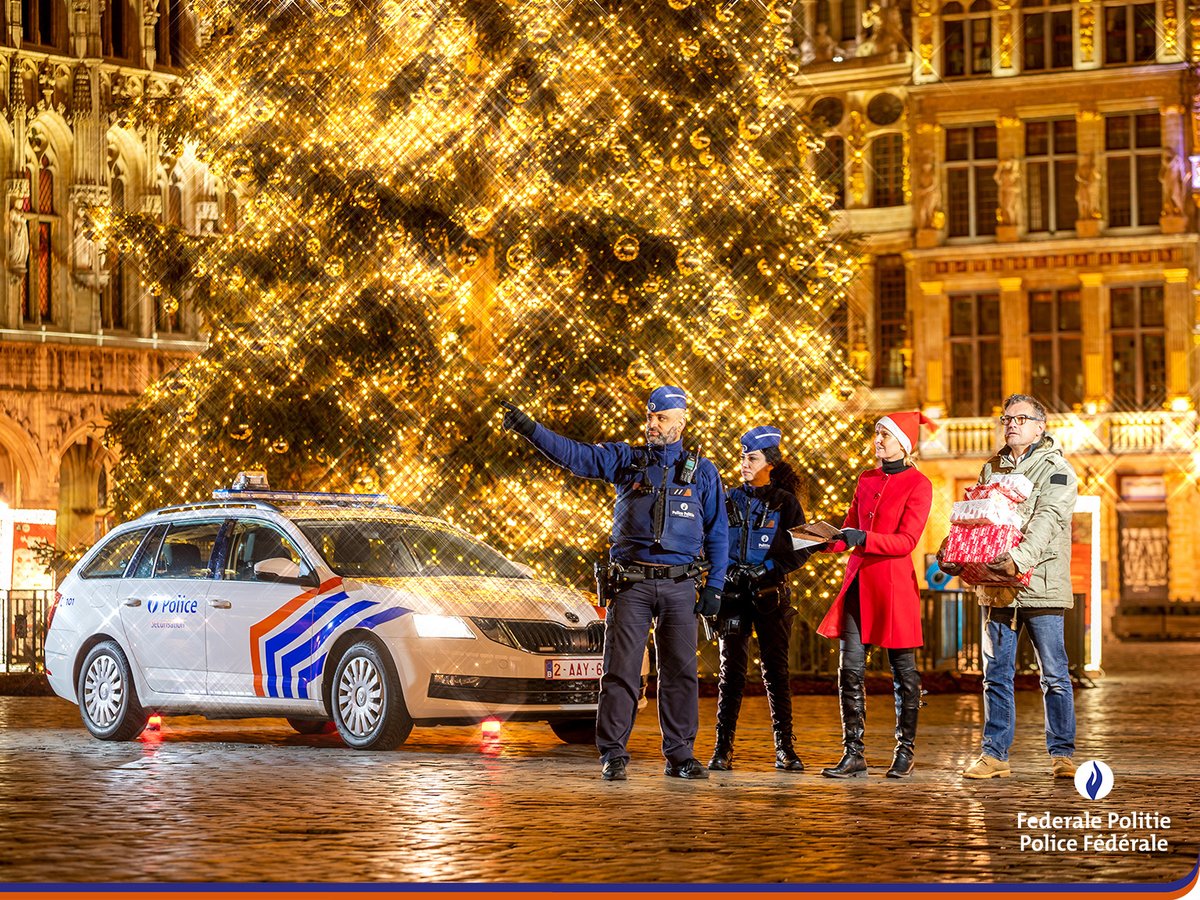 federalepolitie's tweet photo. Prettige eindejaarsfeesten iedereen en veel moed aan al degenen die werken, zoals onze collega’s die de veiligheid en leefbaarheid verzekeren. #FederalePolitie https://t.co/fCMBBv1cKk