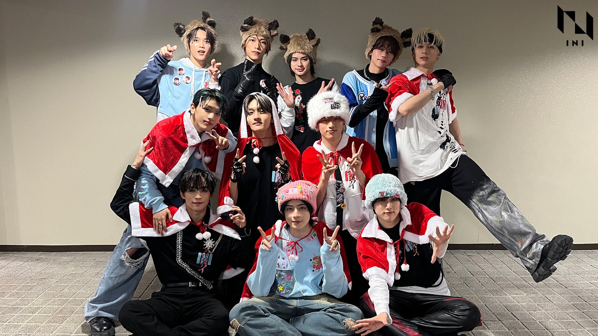 official__INI's tweet photo. ✨OFFICIAL FANCLUB✨
コンテンツ更新情報

【メンバーよりコメント到着！】MERRY CHRISTMAS 2023
が公開されました！

サイト内［Movie］より、
チェックしてください。

https://t.co/lh66d4d0PI

#INI https://t.co/Ipu0tiuKaT