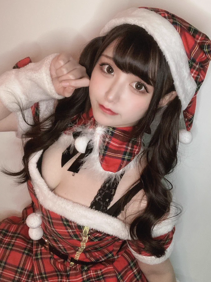 Asian girl Christmas costume