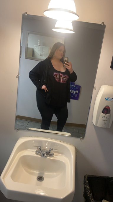 ❤️❤️❤️ https://t.co/TjhGFbwrce<a href="/tag/legs"class="tags"><span>#legs</span></a><a href="/tag/belly"class="tags"><span>#belly</span></a><a href="/tag/thickthighs"class="tags"><span>#thickthighs</span></a><a href="/tag/trans"class="tags"><span>#trans</span></a><a href="/tag/feetcontent"class="tags"><span>#feetcontent</span></a>