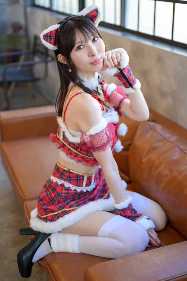 Asian girl Christmas costume