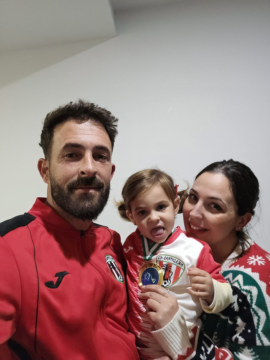 Simplemente gracias.
CAMPEÓN DE COPA🏆🏅🏅