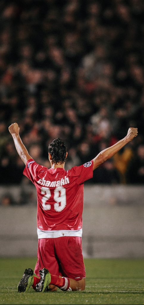 _val_fx's tweet photo. #Retro #chamakh #bordeaux https://t.co/wjzZNv1Jzf