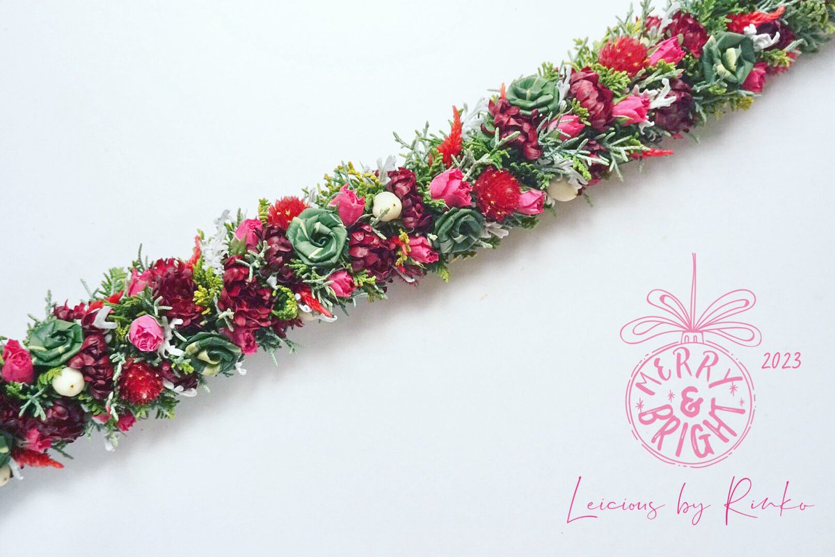 leiciousbyrin's tweet photo. Merry Christmas ❤🎄✨
#leimaking #hawaiianlei #flowerlei #hawaii #japaneseflowers #HappyHolidays #レイメイキング #ハワイアンレイ #フラワーレイ #ハワイ #ハワイアンカルチャー #ハワイ大好き #日本のお花 #クリスマス https://t.co/yYtp0n6jd0