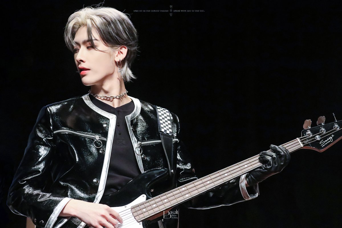 🪨
231118

#리키 #RICKY #沈泉锐 #リッキー
#제로베이스원 #ZEROBASEONE