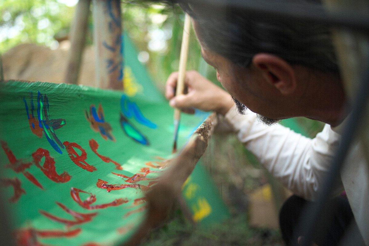 We create beauty through art so that we can see how nature has been doing it all along. Here is my friend Oswaldo painting a sign with the children to remind us that we should all care for the Barichara River. #RegenerateBarichara