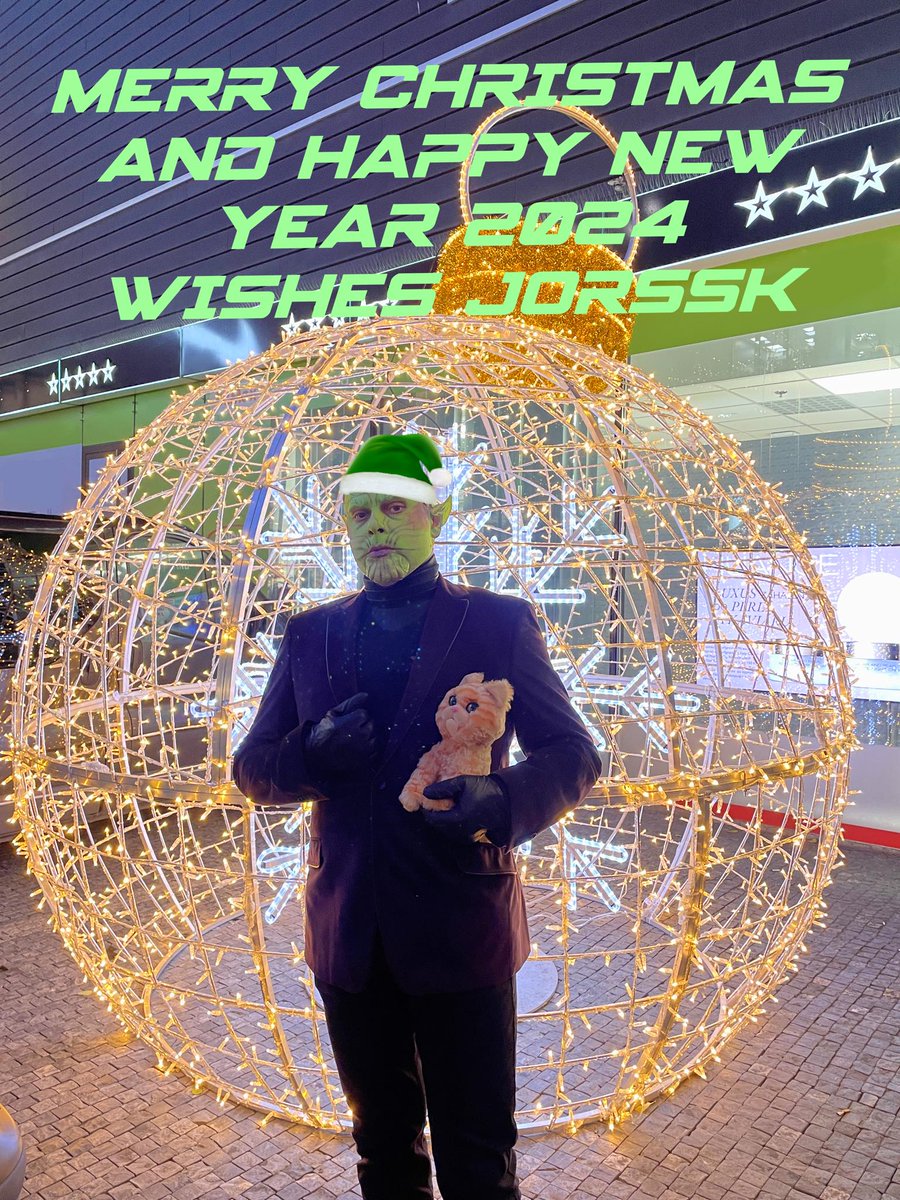 Jorssk's tweet photo. #christmas #christmaswish #marvel #mcu #marvelcomics #marvelcinematicuniverse #skrull #skrulls #cosplay #costume #skrullcosplay #pf2024 https://t.co/FK9wauegMc