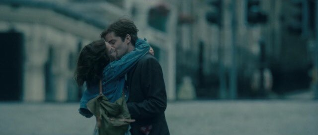 TheCinesthetic's tweet photo. One Day (2011) dir. Lone Scherfig https://t.co/nW7zvinnu5