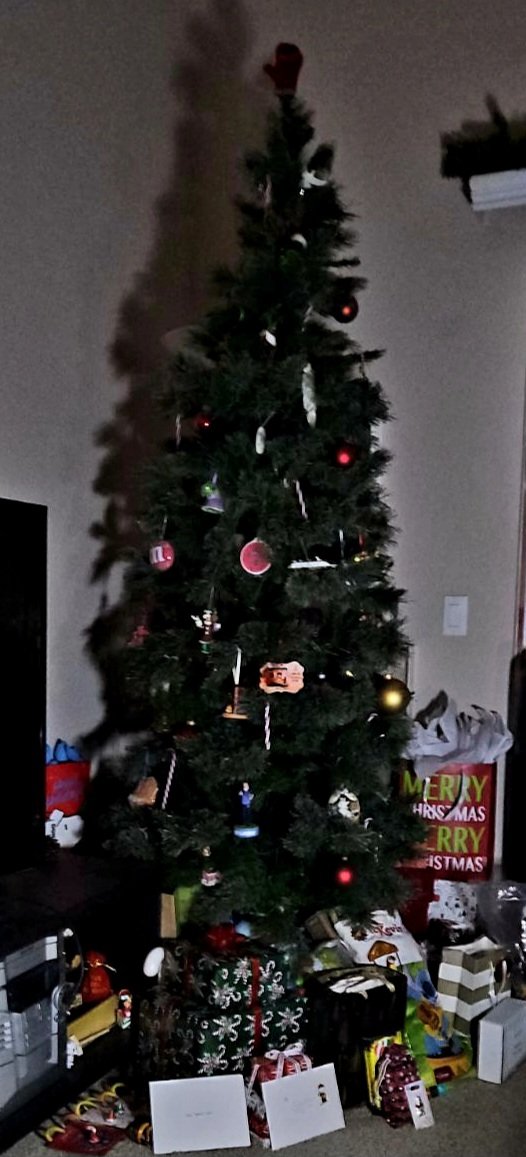 KBeegun86's tweet photo. When you blow a breaker on the night of #Festivus....I have a grievance to air!!! 
@Kelli_Marie90
#Blackout https://t.co/Uf9dT7pHw8