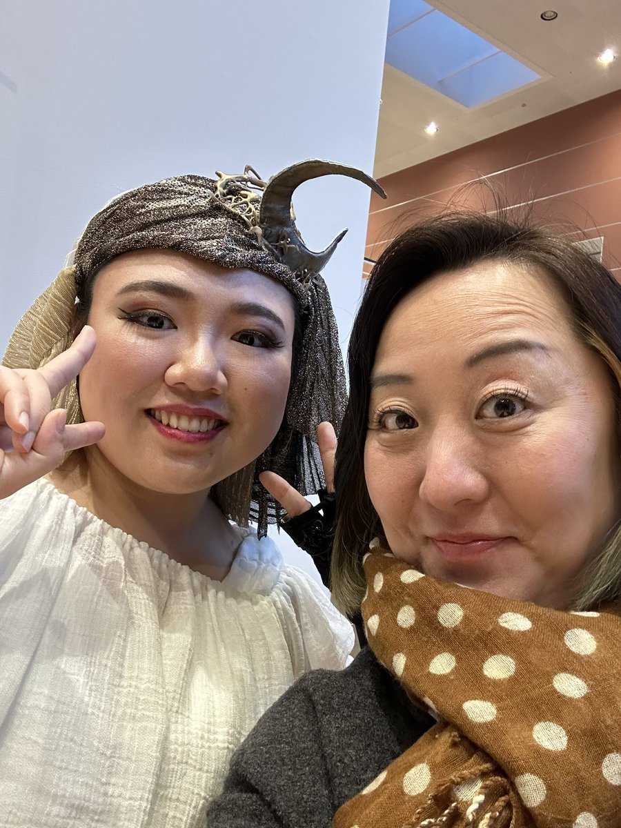 本日はこちらを鑑賞させていただきました🎄
お子様にもわかりやすい日本語オペラは、パパゲーノについツッコミ入れたくなる面白さでした🤭

久しぶりに生オケとバレエも見られて眼福耳福❤️

ちゃんぼさん<a href="/cianbo_opera/">ちゃんぼ</a> お疲れ様でしたー🔔
ゆっくりお休みくださいねー💤
