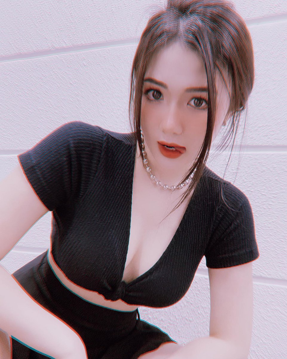 cephalad jabber
Mình là một cô gái yêu thích yoga, muốn tìm một người bạn nam đặc biệt để cùng nhau rèn luyện tâm hồn và cơ thể.