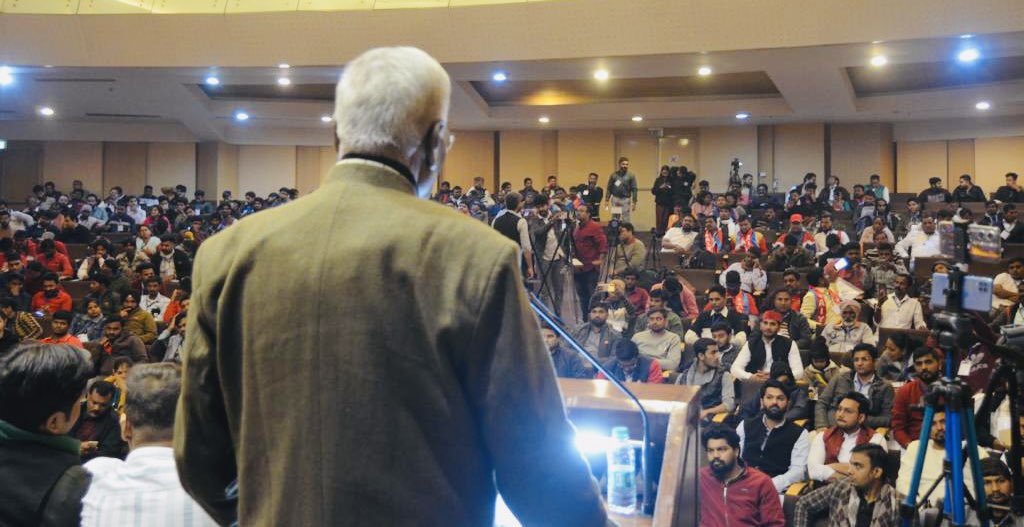 ComradeDRaja's tweet photo. Inaugurated the Voice of Young India national convention hosted by AIYF. Youth of our country is facing multiple challenges and unity is the way out.

17 youth organisations participated in the event in a show of youth unity.

#VoiceofYoungIndia #YouthforINDIA
@IndiaYoungVoice https://t.co/46WSE7iSAk