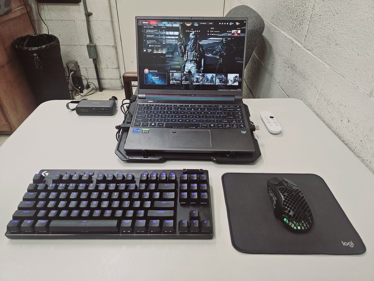 NFTWithMe_'s tweet photo. Yooo errbbody I'd love for you tell me what games you play. Help me stay up during these graveyard shifts 🫡
#RideWithUs #SpaceRiders #CallOfDookie https://t.co/3GGbjQrTdy