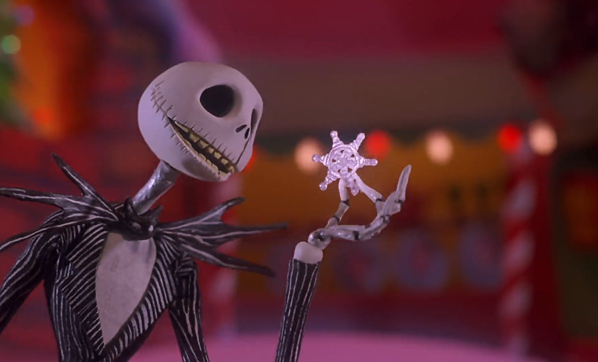 deathndhorror's tweet photo. The Nightmare Before Christmas (1993) https://t.co/9AvnN5Hr96