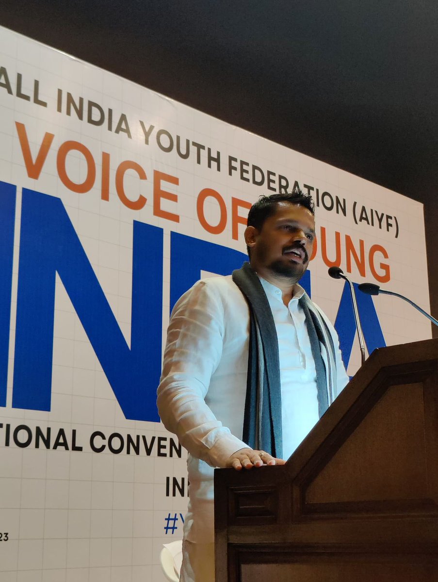IndiaYoungVoice's tweet photo. Nationalist Youth Congress President Dheeraj Sharma addressed the Voice of Young India: National Convention on Challenges Before Indian Youth hosted by the AIYF.
Youth leaders from 17 INDIA youth organisations participated in the event. #VoiceofYoungIndia #YouthforINDIA #AIYF https://t.co/QYRTA2RWEU
