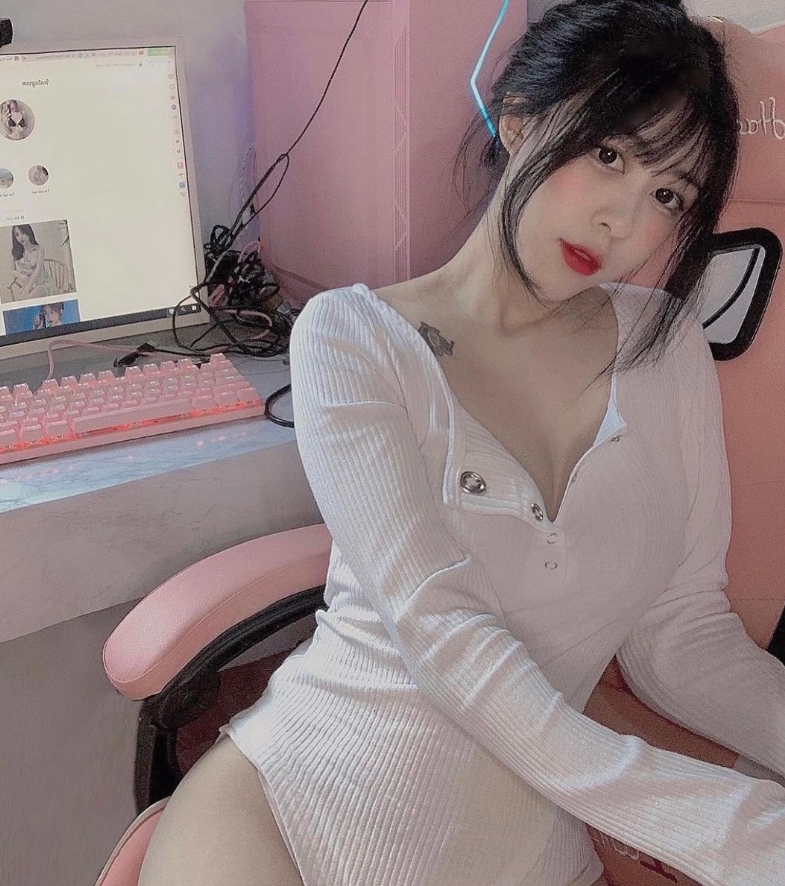 Pipego655478's tweet photo. anthracnose quadricycle appeasable
Xin chào! TXin chào! Dưới đây là thêm một số câu chào hỏi và giới thiệu để thu hút sự quan tâm của các bạn nam: https://t.co/Y5osRMayOs