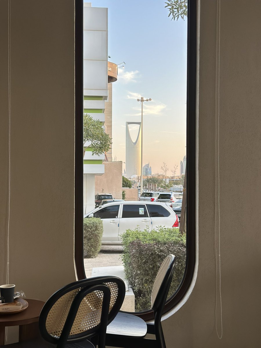 oudi_xoxo's tweet photo. Comfy 🍮

قهوة جديدة على طريق العليا 👍🏻
عندهم شيز كيك تيراميسو لذيذ 😍
يفتحون حالياً من 4 العصر ⏰ 

اللوكيشن: 

https://t.co/g1zzeEMhxd https://t.co/cgAuxskGYo