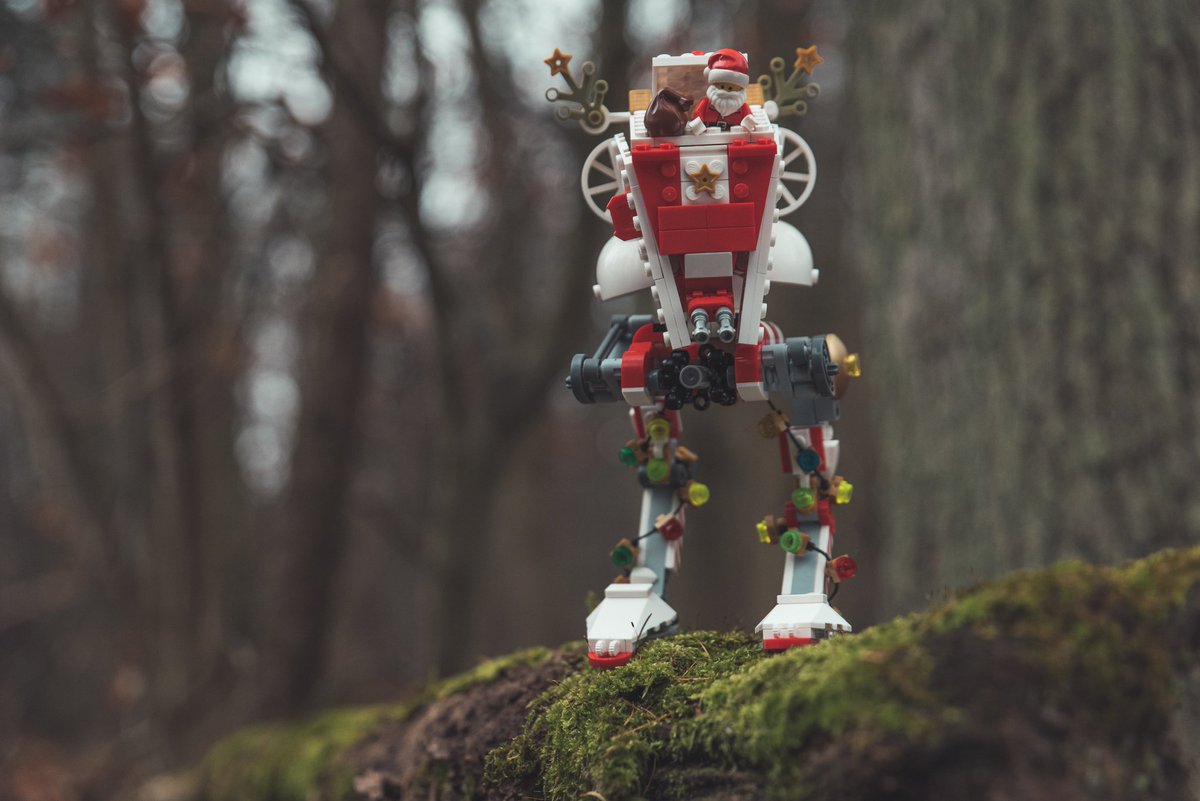 miszaszym1's tweet photo. Ho ho ho!
@LEGO_Group #lego #SantaClaus #toyphotography #legosanta https://t.co/FT5p2Q2QXA