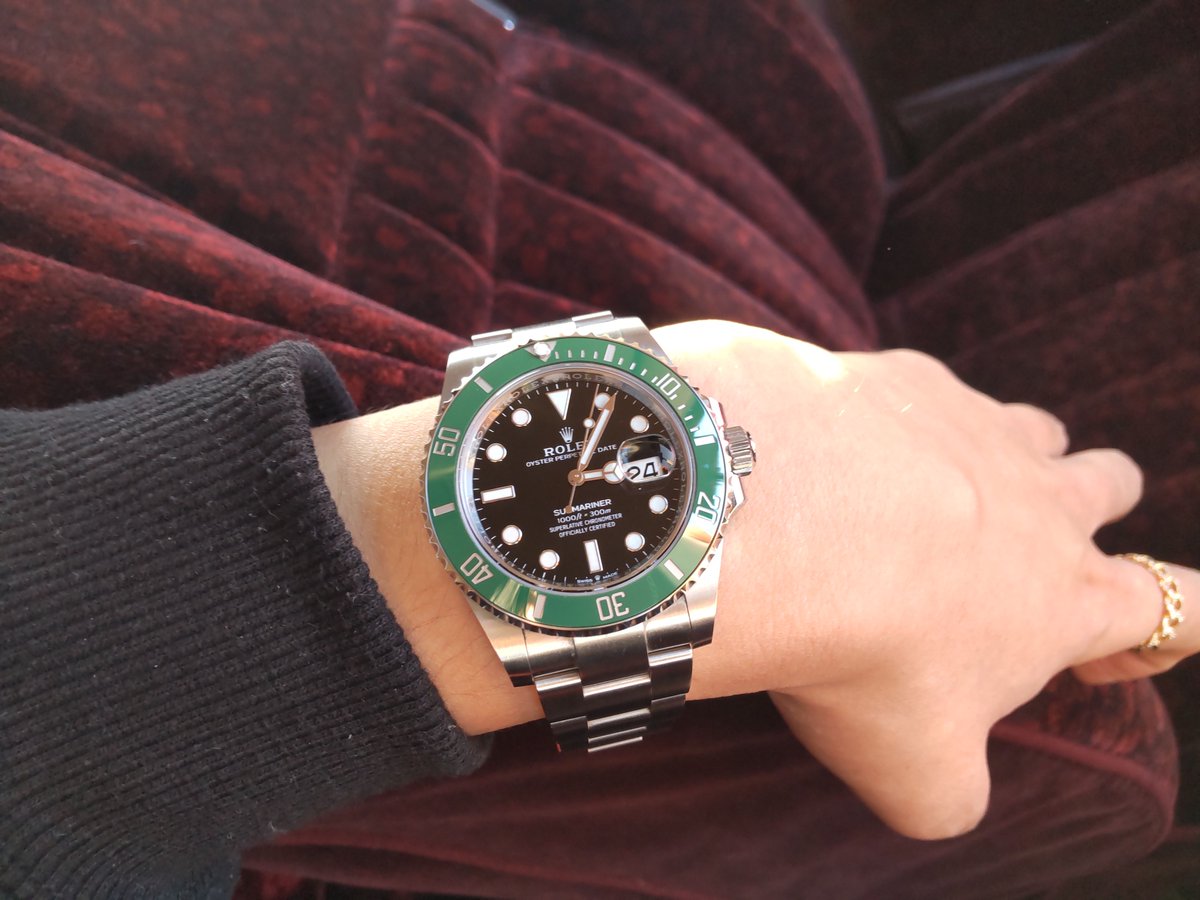 SAGISHI (@ntuserdat) on Twitter photo Merry Christmas🔴🟢 Merry Christmas🔴🟢