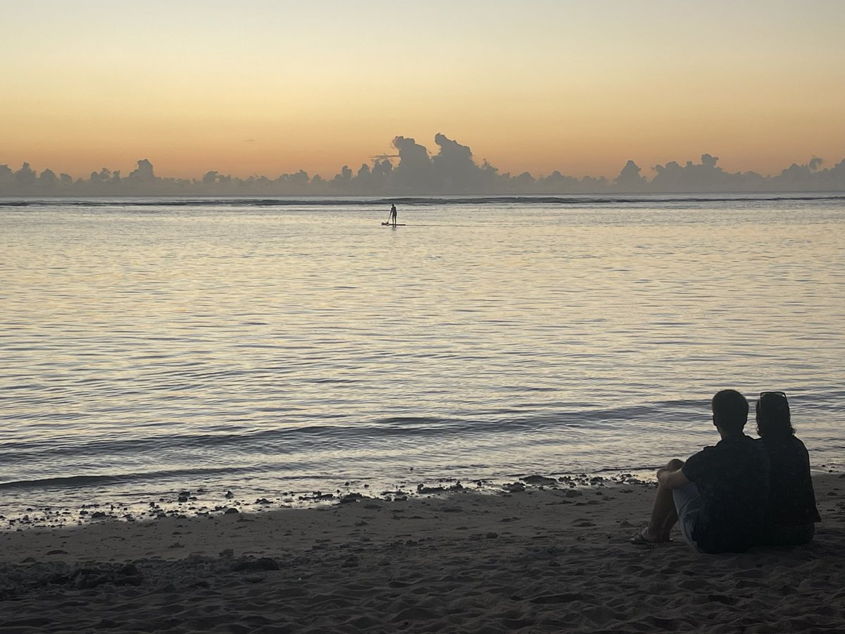 Maxime Zennou (@maximezennou) on Twitter photo Encore à la Réunion par la pensée ce matin au réveil. L’été indien a son début. Ravissement.
Et puis l’engagement total de nos professionnels ici et dans tous les outre-mer. Forcément.
<a href="/GroupeSOS/">Groupe SOS</a> en outre-mer, « bone fête zot tout ». Bonne fête à tous. Encore à la Réunion par la pensée ce matin au réveil. L’été indien a son début. Ravissement.
Et puis l’engagement total de nos professionnels ici et dans tous les outre-mer. Forcément.
<a href="/GroupeSOS/">Groupe SOS</a> en outre-mer, « bone fête zot tout ». Bonne fête à tous.