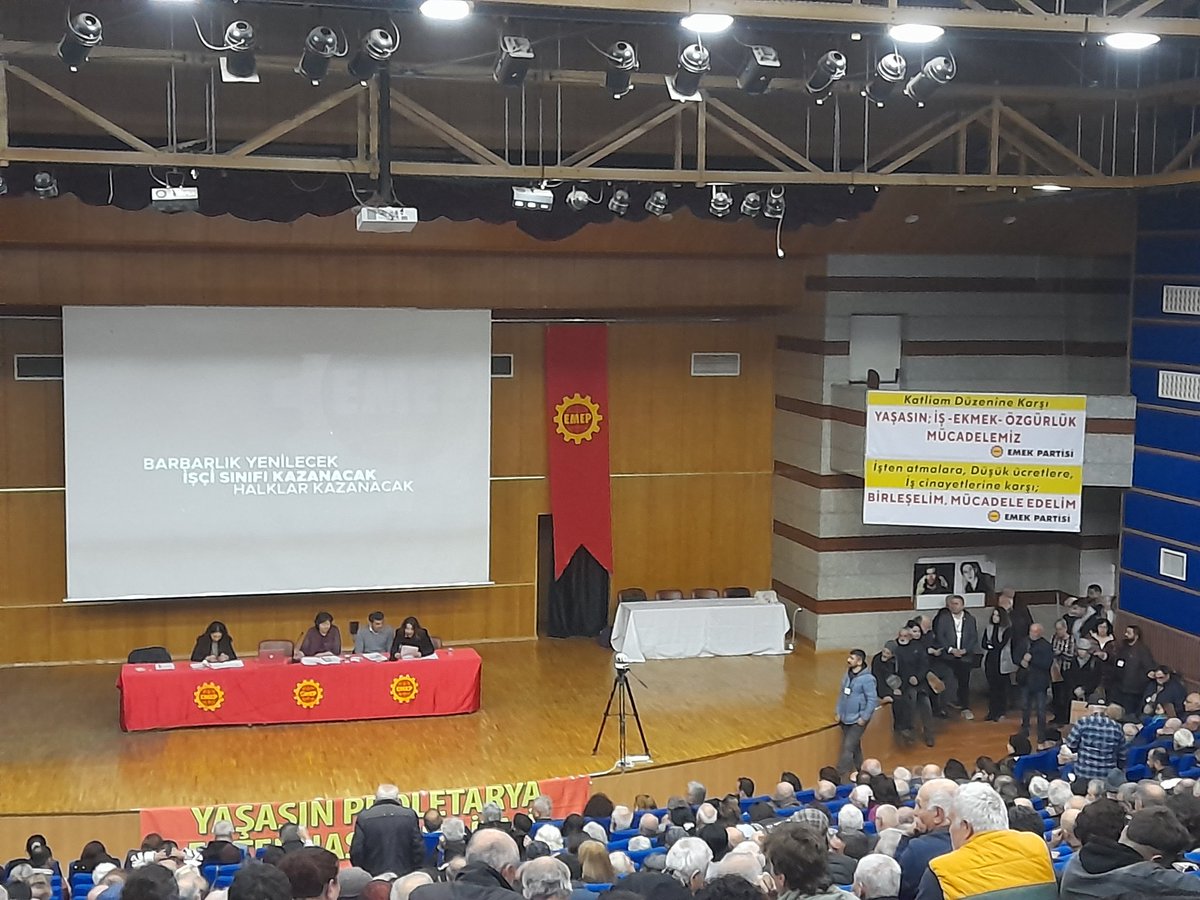 melodiiee_r's tweet image. Barbarlık yenilecek!
İşçi sınıfı kazanacak!
Halklar kazanacak!
10.Kongresi'nde #EMEP 
@emekpartisi