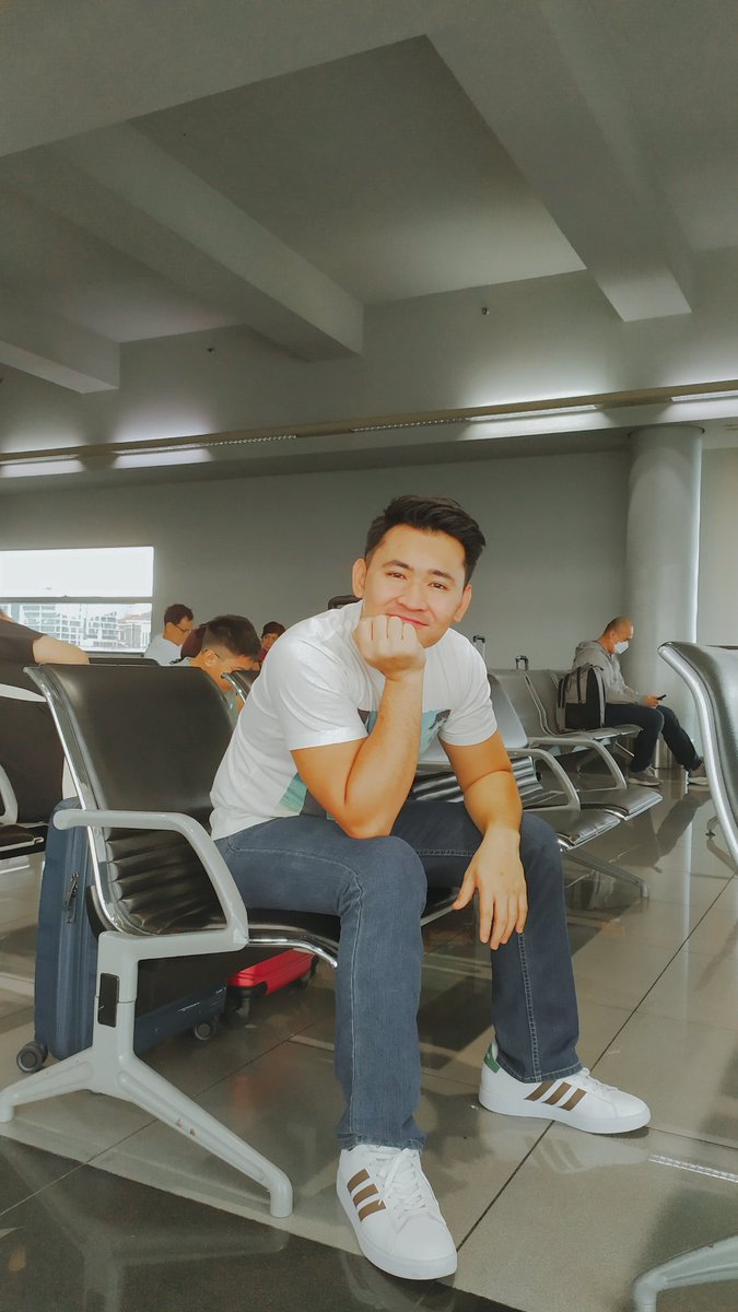 DatuTarsier's tweet photo. ✈️🌎 https://t.co/JX8IkVo1bR