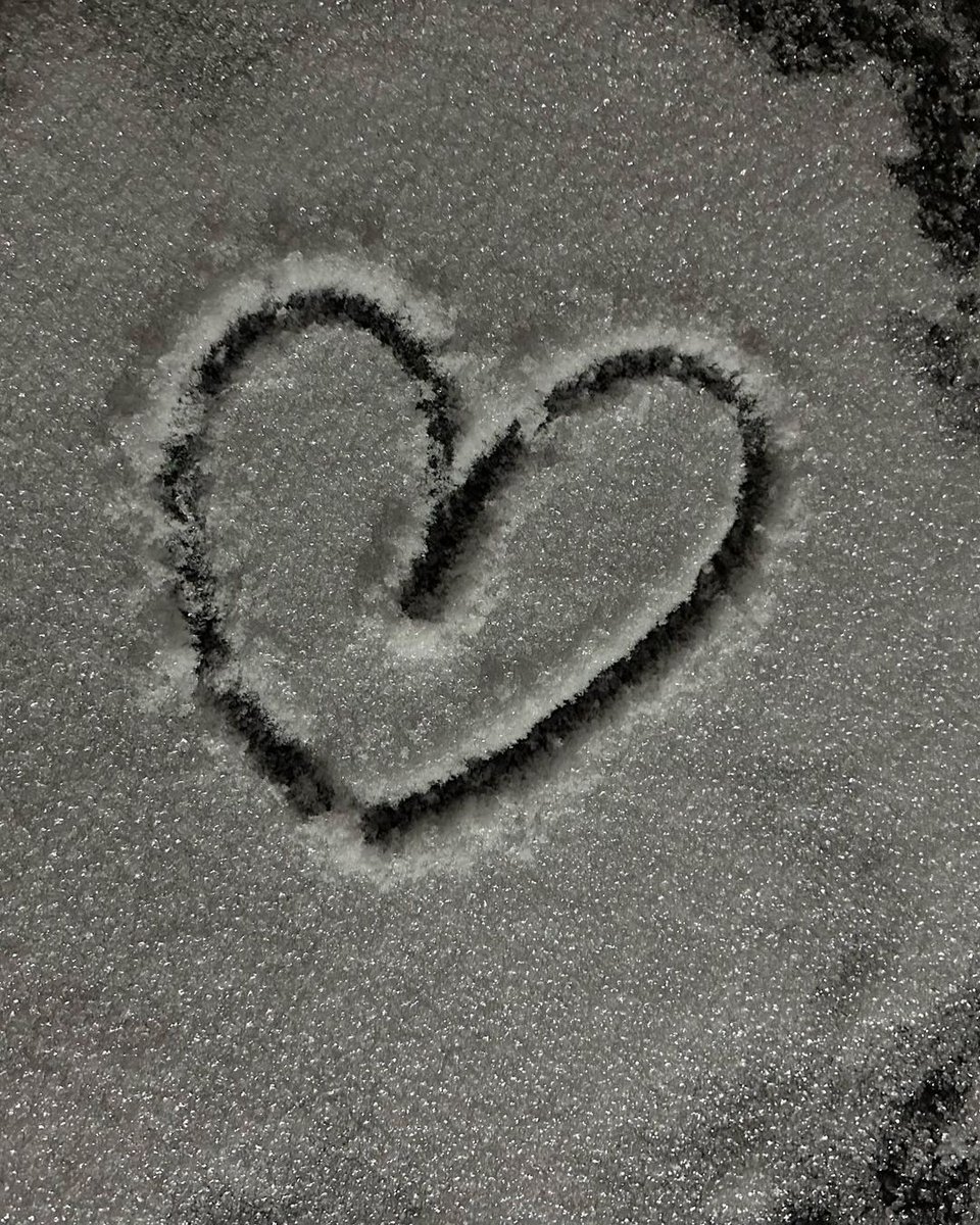 231224 #니엘 IG

🎄⛄️🫰

🔗instagram.com/p/C1OwclougTr/…