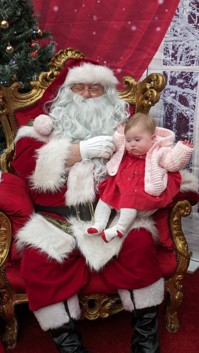 Wishing you all a Happy and Healthy Christmas on this Christmas eve. It's been a heck of a year for the Kelly's.🎄🎅