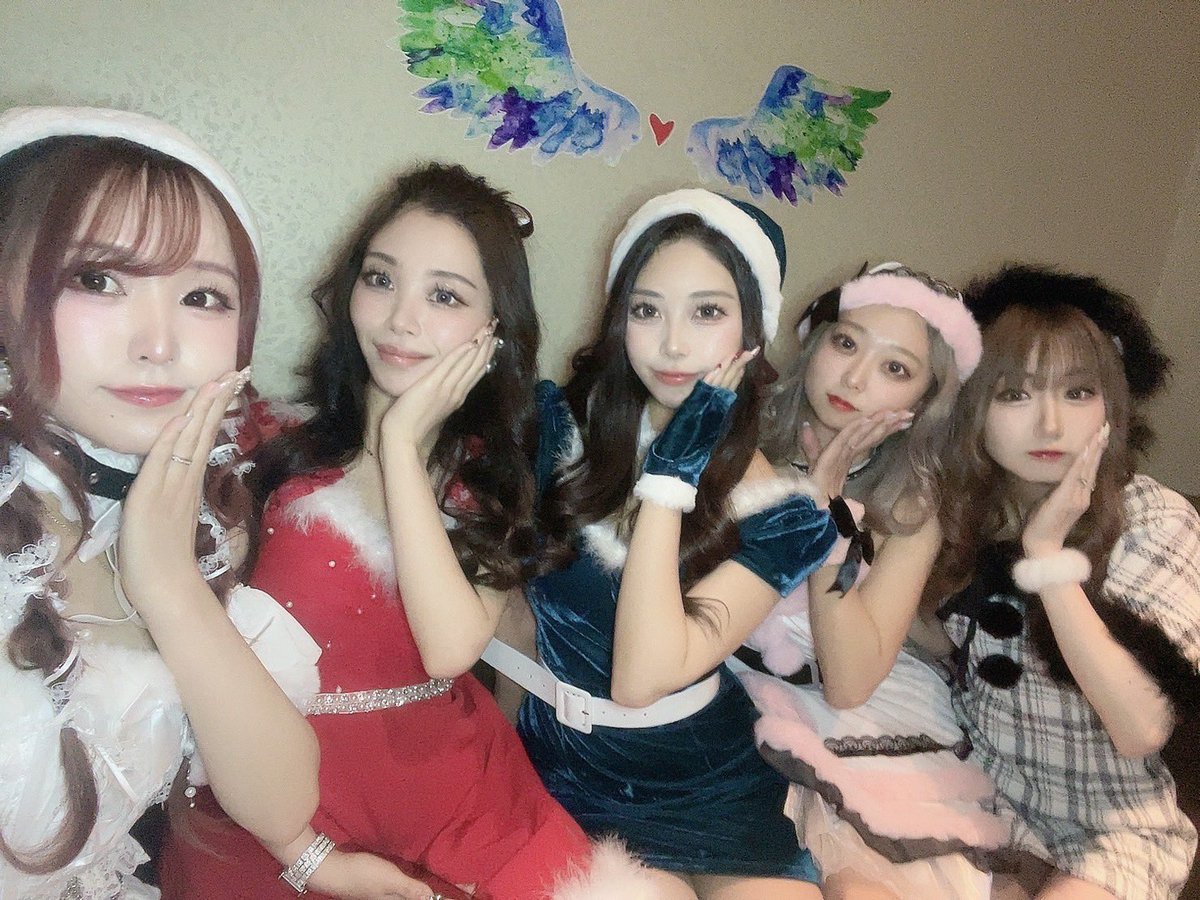 shon7_7's tweet photo. .
多種サンタ🎅🏻 https://t.co/V4s2q9U5zR