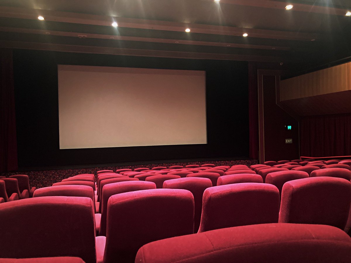jonharleyweston's tweet photo. oh, I love an empty cinema
โค๏ธ๐ฅ
Saw a great film the other day. In truth a few more seats were filled for #TheOldOak directed by #KenLoach. Excellent film & performances! Do yourself a favourโฆ
#emptycinema #film #filmphotography #atthemovies #silverscreen #beerandpopcorn https://t.co/cPRGYLgLhM
