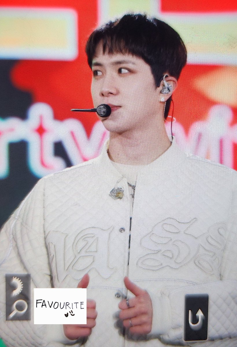 favouriteDH's tweet photo. 231224 김동한

따봉 강아띠 🐶👍

#김동한 #동한 #니꺼내꺼 #KIMDONGHAN #DONGHAN #WEi #위아이 https://t.co/1XWFf3gsQy