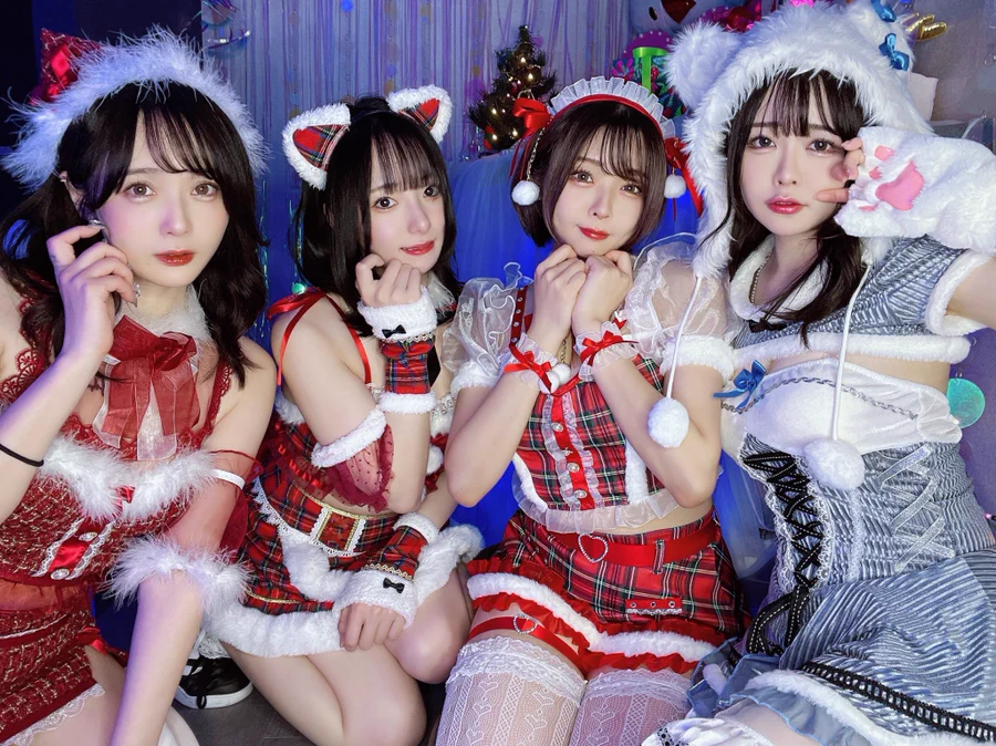 Asian girl Christmas costume