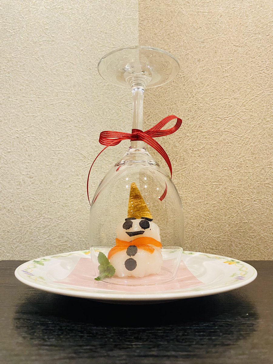 sanyouso's tweet photo. 本日夕食付きのお客様へ、料理長よりサプライズです！🎄 https://t.co/hiclKvitYq