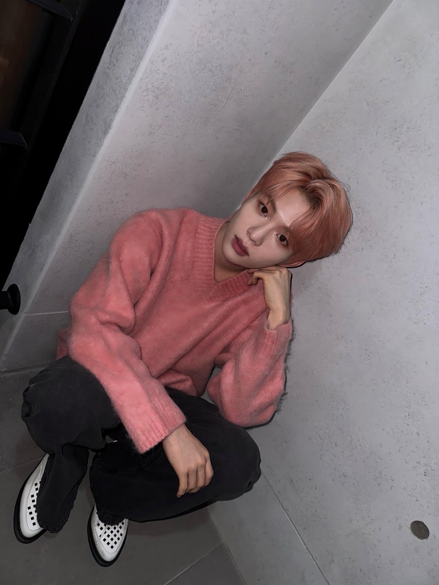 DVOL_official's tweet photo. 💌🎄Merry christmas🎄💌 https://t.co/tJu0l0RqNO