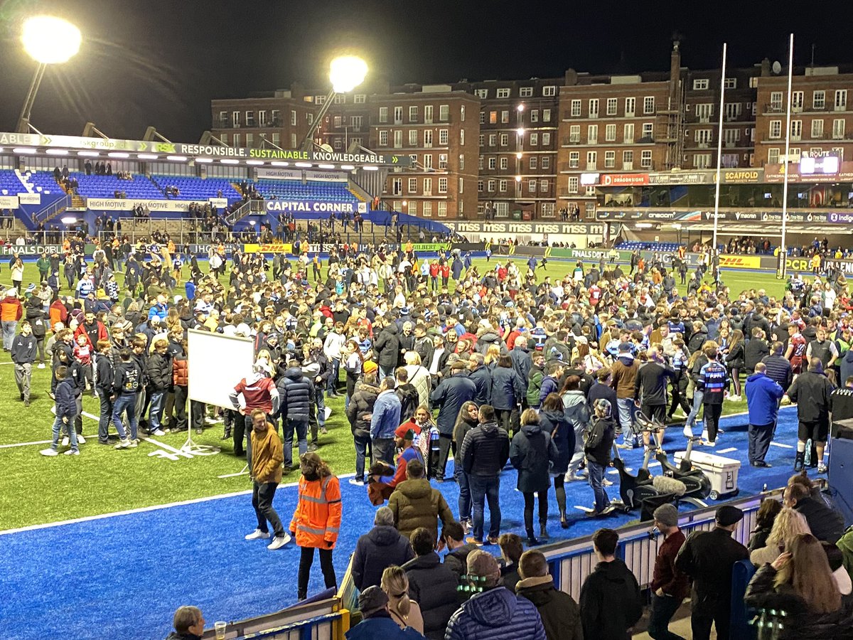 CAP all but sold out for @Cardiff_Rugby v @dragonsrugby 

It’s amazing to be ending the year with optimism for what’s to come - big change from last year where we were planning the save our rugby campaign and how our club was going to survive. 💙🖤 #alwayscardiff