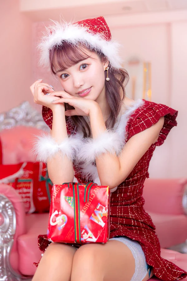 Asian girl Christmas costume