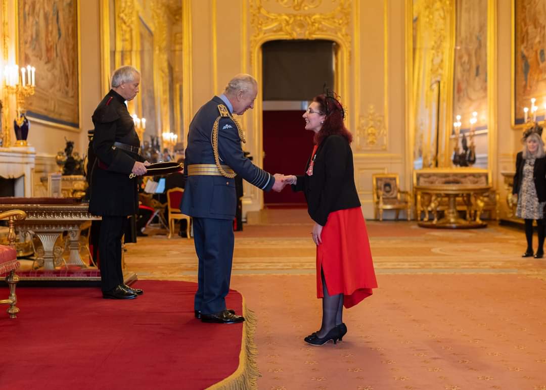 Being presented with my MBE for services to cyber security and diversity/inclusion by King Charles III 🥰🥰❤️❤️⬇️⬇️ xx