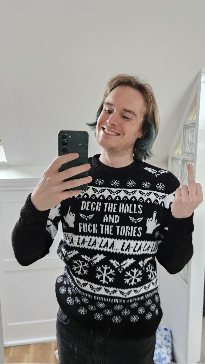 #ChristmasJumperAdventCalendar Day 24 (Jumper from the wonderful folks at <a href="/ToppleandBurn/">Topple and Burn</a>
