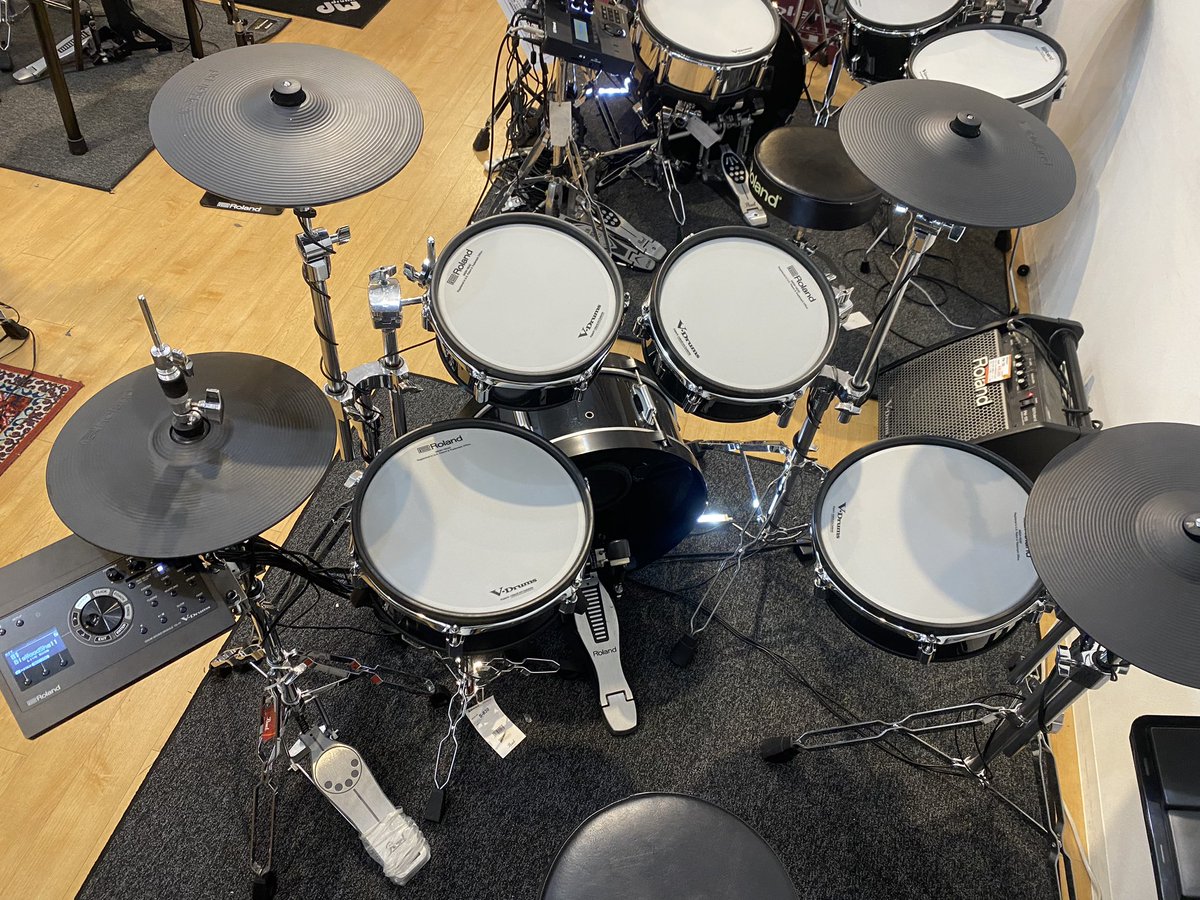 drum_key_shin's tweet photo. 【🥁Roland VAD307🥁】
V-Drums Acoustic Designの名の通り
木製シェルを使用してるのにコンパクト！

見た目にもこだわりたい方必見です‼️

https://t.co/kF7IKXv5oa

 #ドラム  #Drums  #電子ドラム https://t.co/KMFAw2G1vN