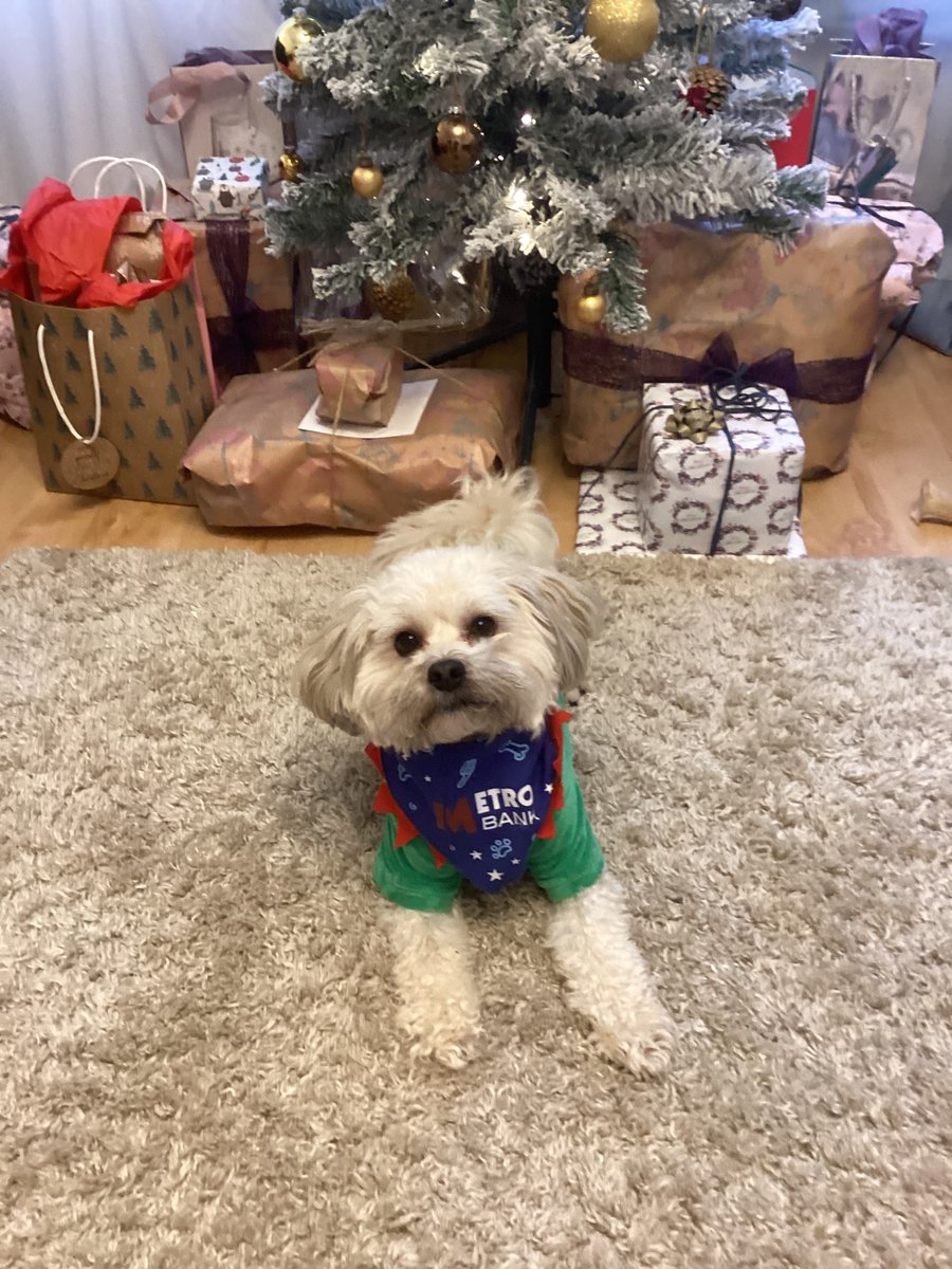 Metro Bank tweet media