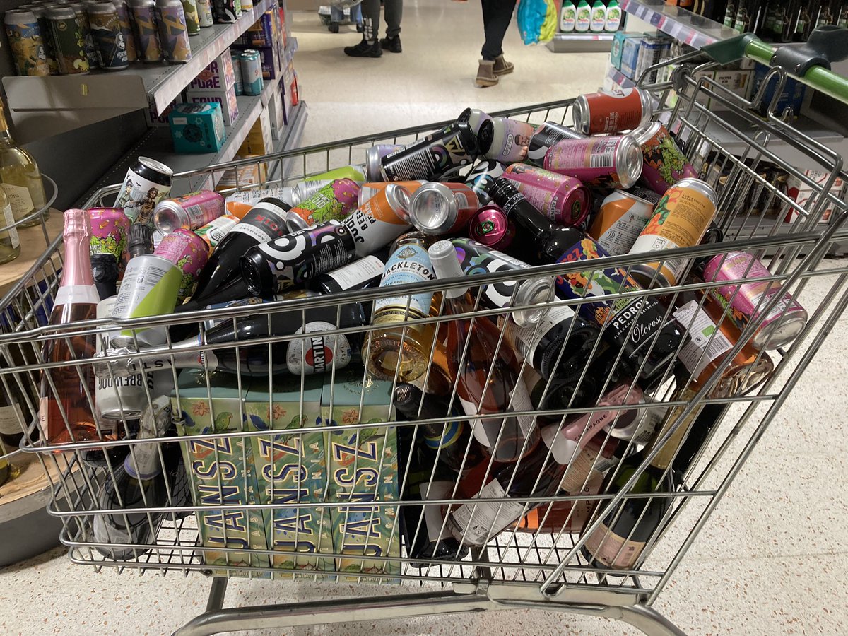 That’s someone’s Merry Christmas sorted then …

#MerryChrismas