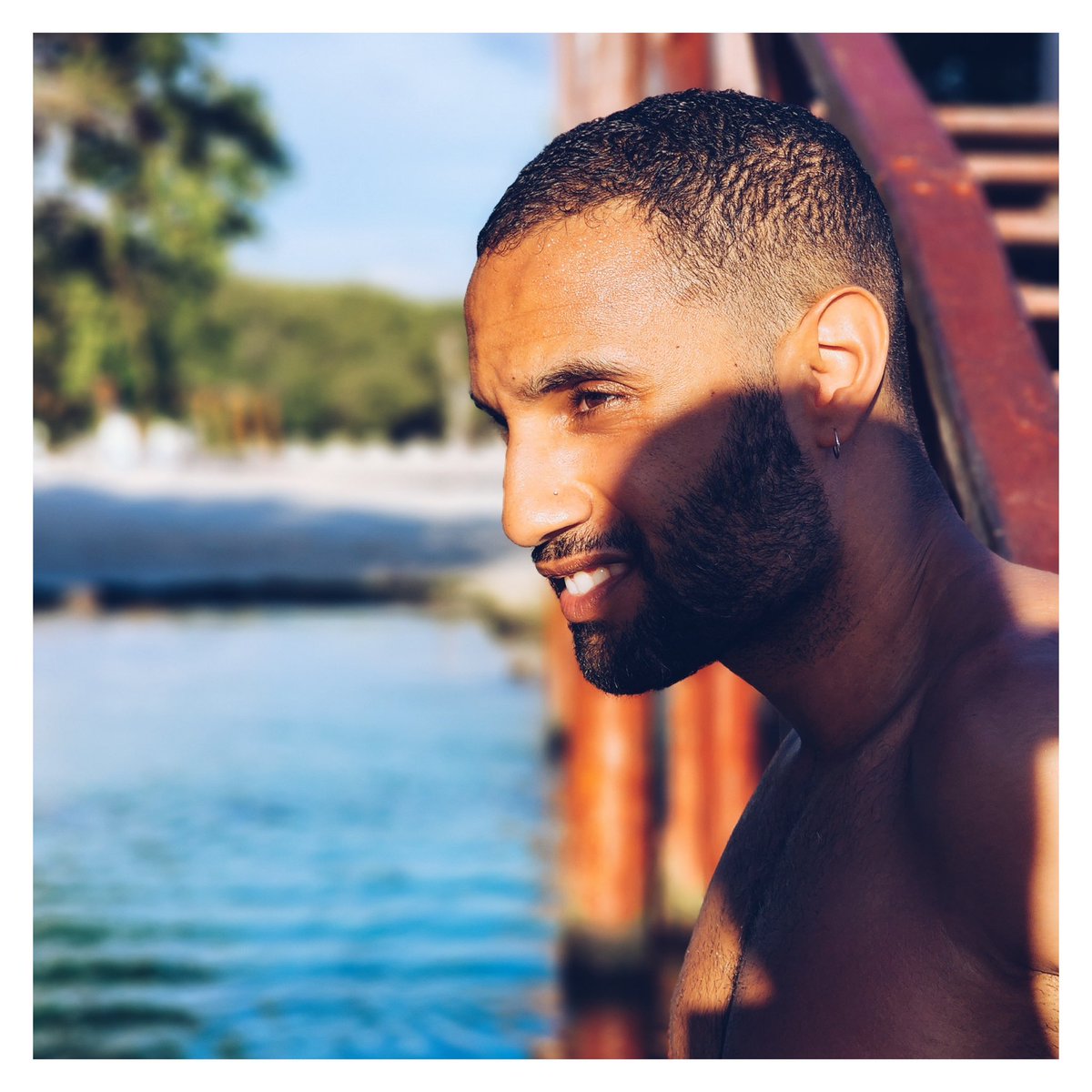 NIWAMOCA's tweet photo. Hello 👋 • Playa Del Carmen, Mexico 
#Travel #Traveler #Travelgram #TravelerNoteBook #TravelPhotography #GlobeTrotter #DigitalNomad #DigitalNomadLife #Mexico #PlayaDelCarmen #OceanMayaRoyale #Lagoon #MexicanLagoon #MixedRace #MixedMan #PanAfrican https://t.co/etE9f2M1AA