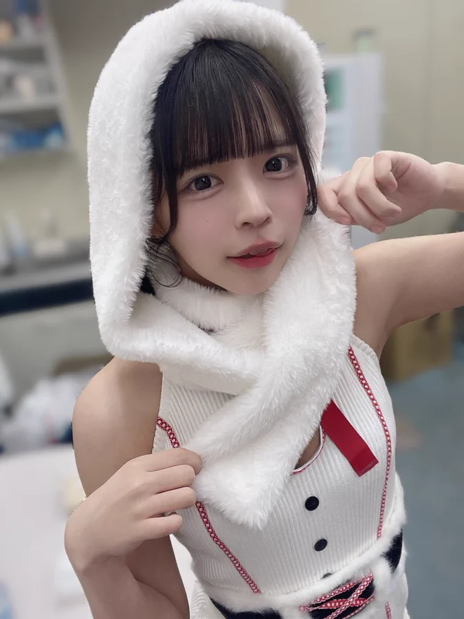 Asian girl Christmas costume