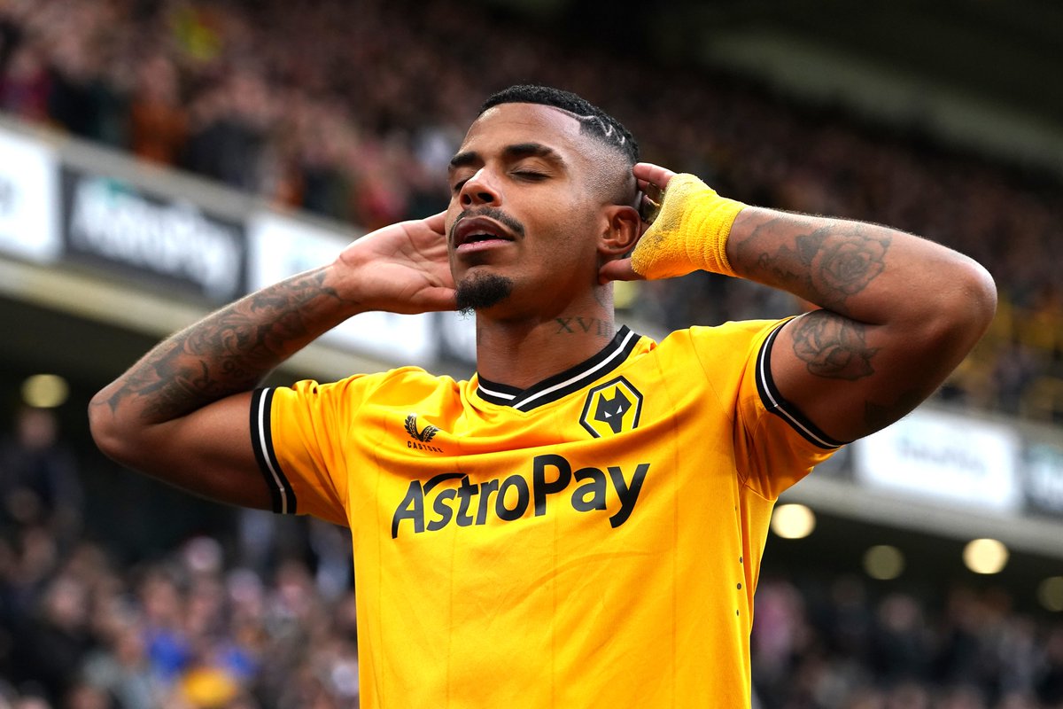 Mario Lemina - Player of the Match 🍾 Goals in last 8 @premierleague appearances - 3⃣ Goals in first 101 PL appearances - 3⃣ Most possession won (9), successful passes (27), successful tackles (5), shots on target (2) and interceptions (4) for Wolves this afternoon