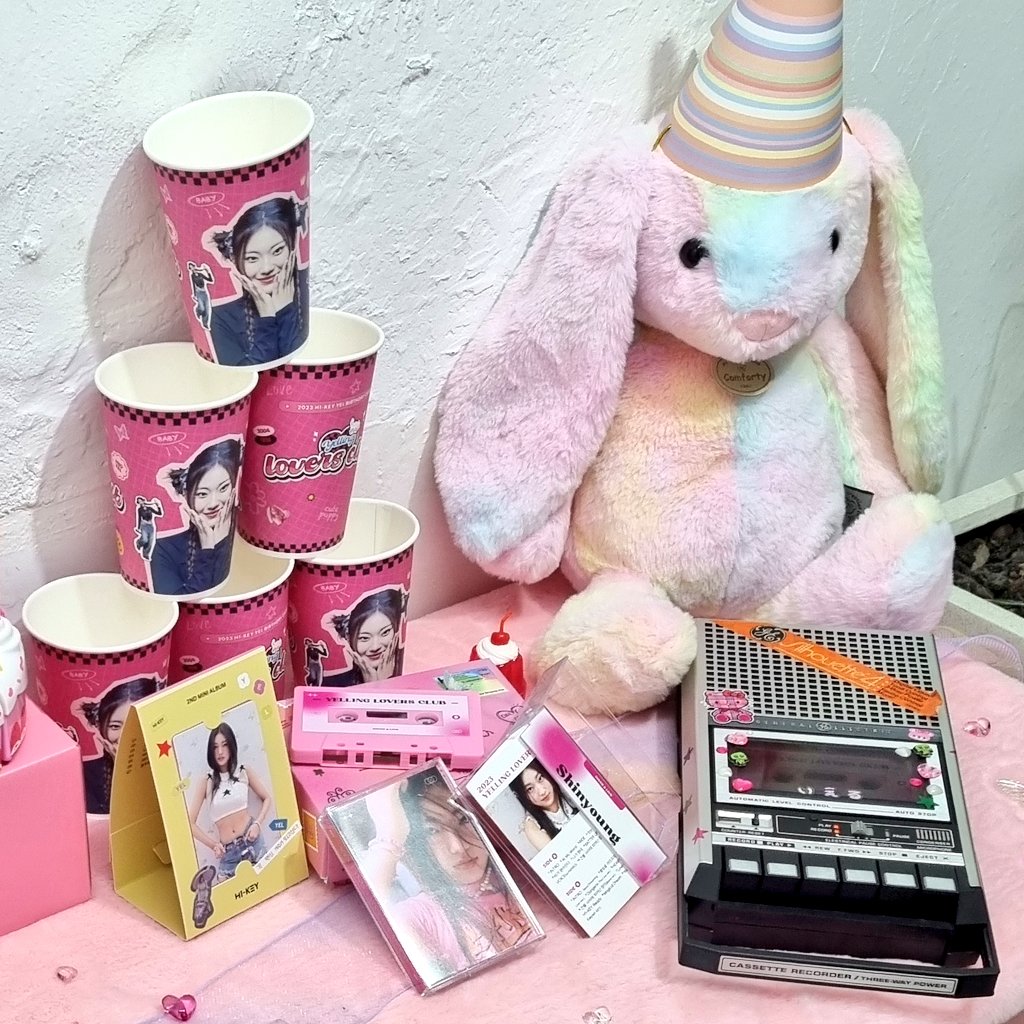 신영아 생일축하해😘❤️

#옐링이_생일축하하기다아
#HAPPY_YELLING_DAY
#하이키 #H1KEY #옐 #YEL