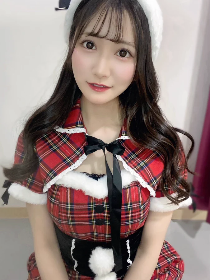 Asian girl Christmas costume