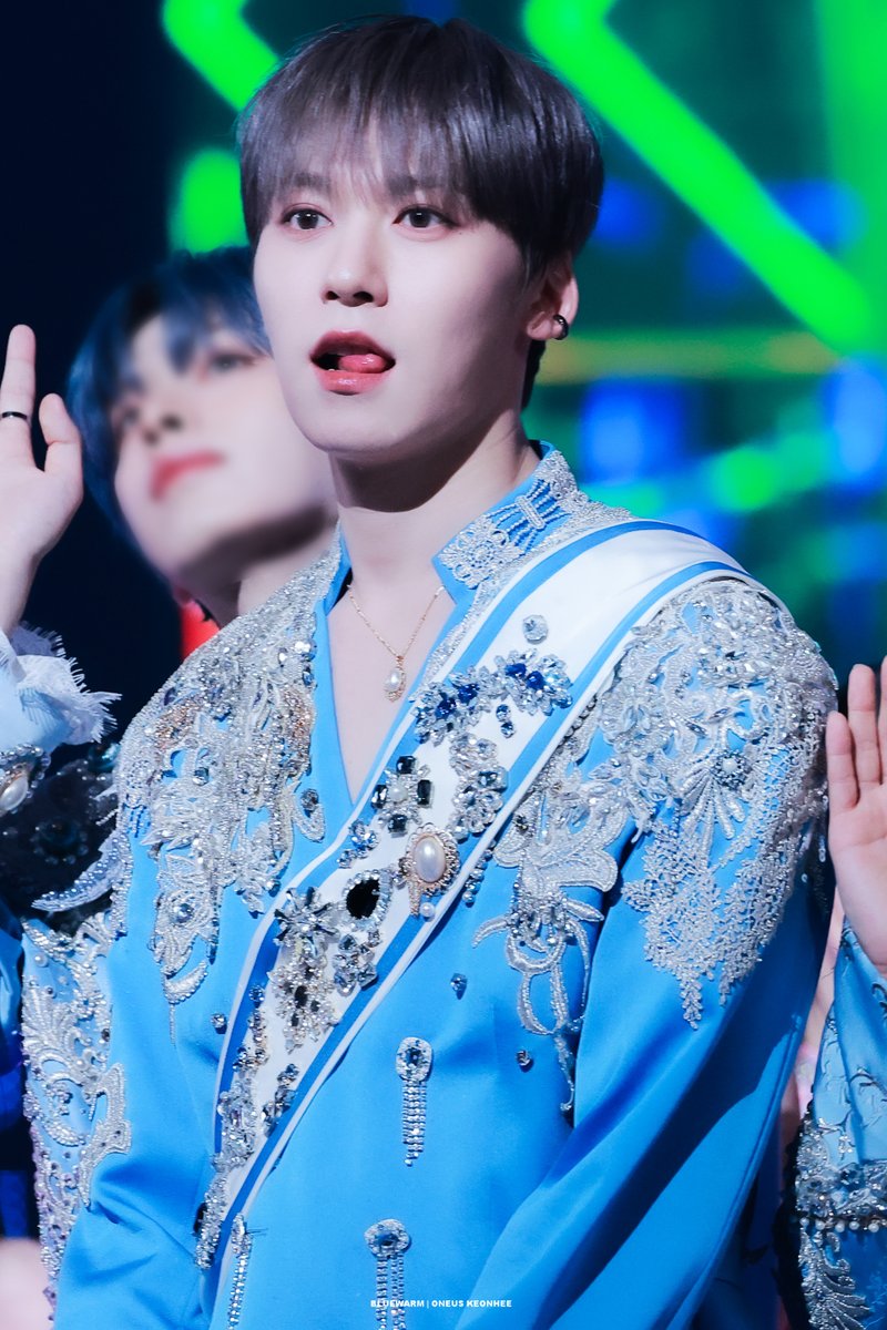 bluewarm0627's tweet photo. 231215

💝🎁🎄💙

#원어스 #건희 #ONEUS #KEONHEE #ゴニ #コンヒ https://t.co/xwOuZY57rj