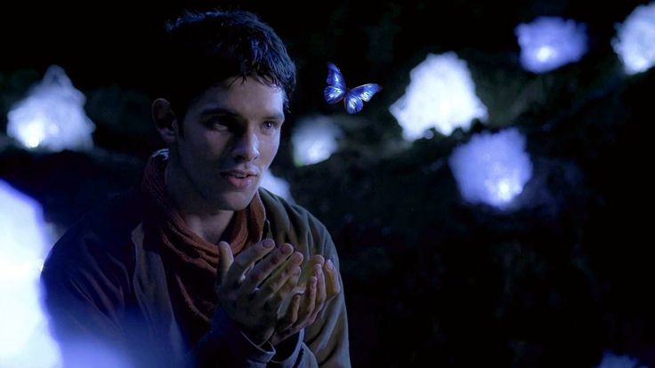 GraceLove_12's tweet photo. 11 years since my favorite show of all time ended and despite making me need therapy it's also the therapy itself
Thank you so much for this amazing show and IMMORTAL FANDOM ❤️✨🧙🏻‍♂️

and merry christmas ☃️...
#Merlinfinale #ColinMorgan https://t.co/bf0nIJODk6